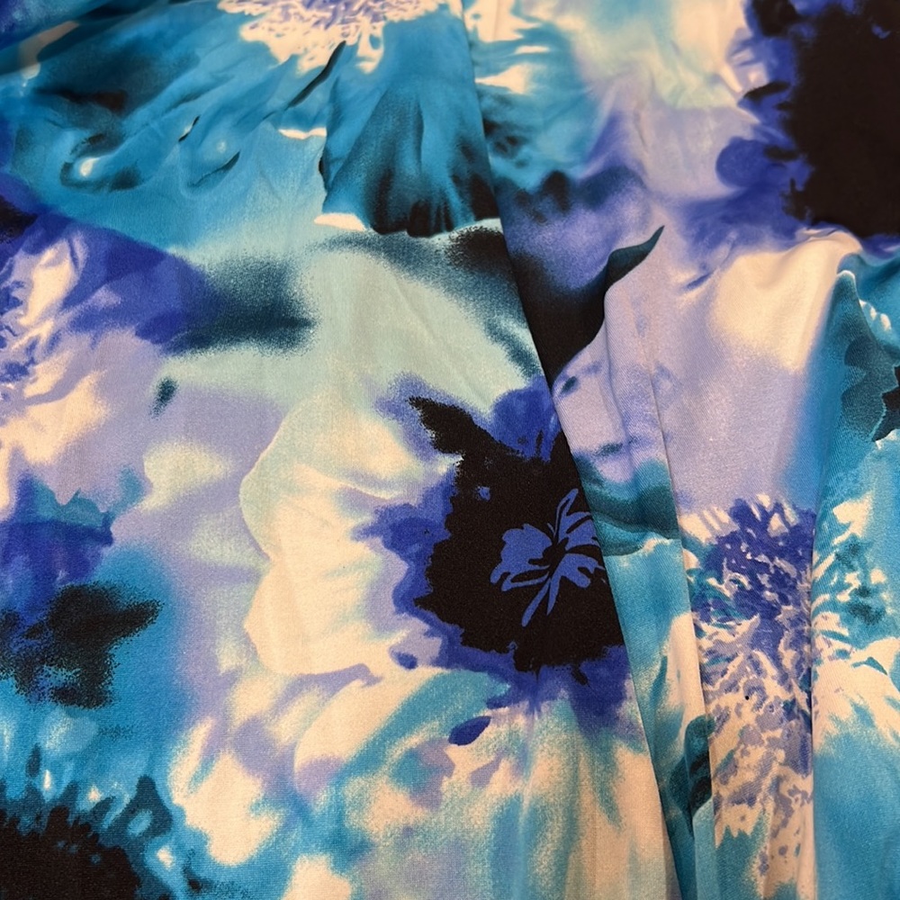 Blue & purple skirt - Picture 3 of 4